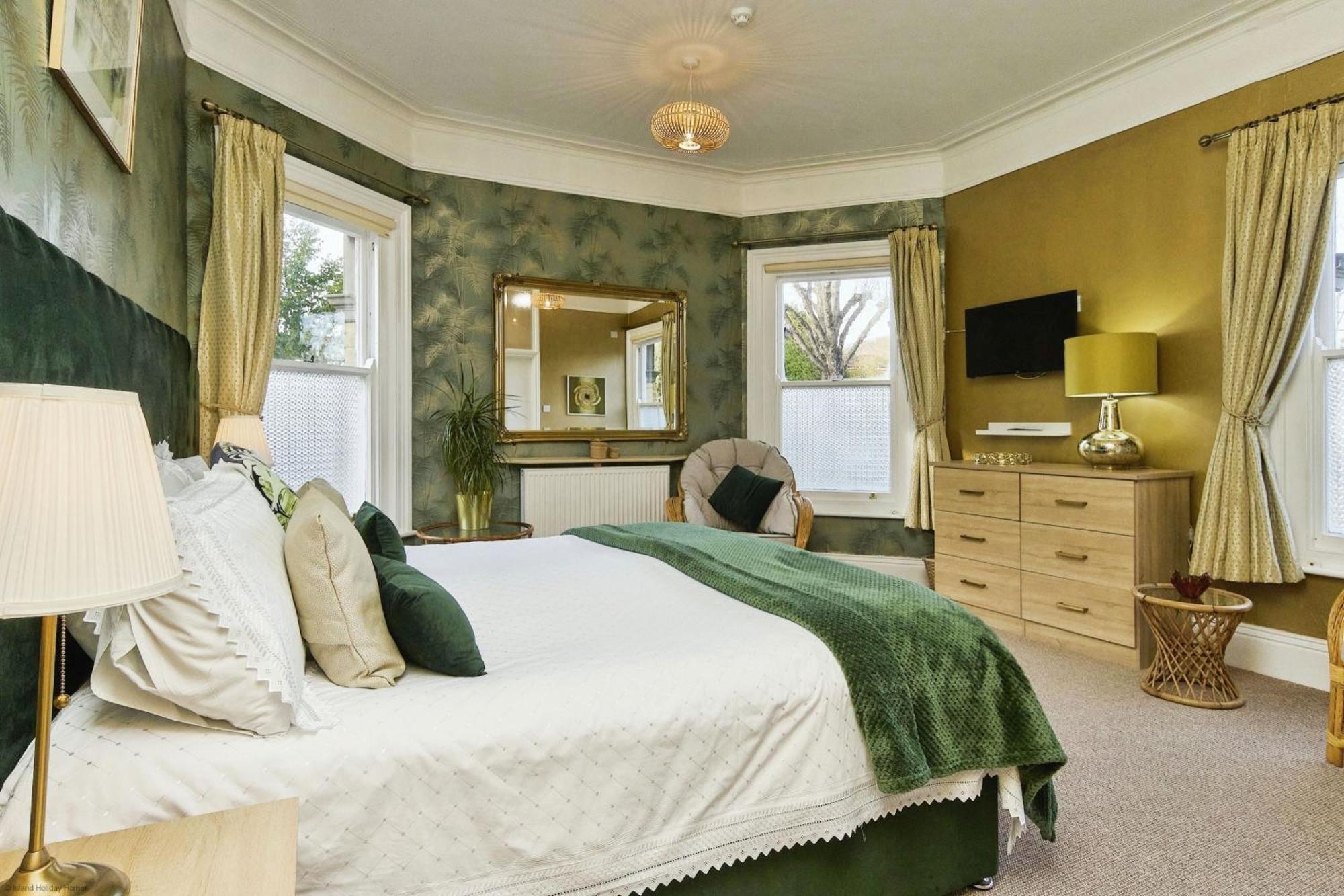 Foxhills Villa Shanklin Exteriör bild