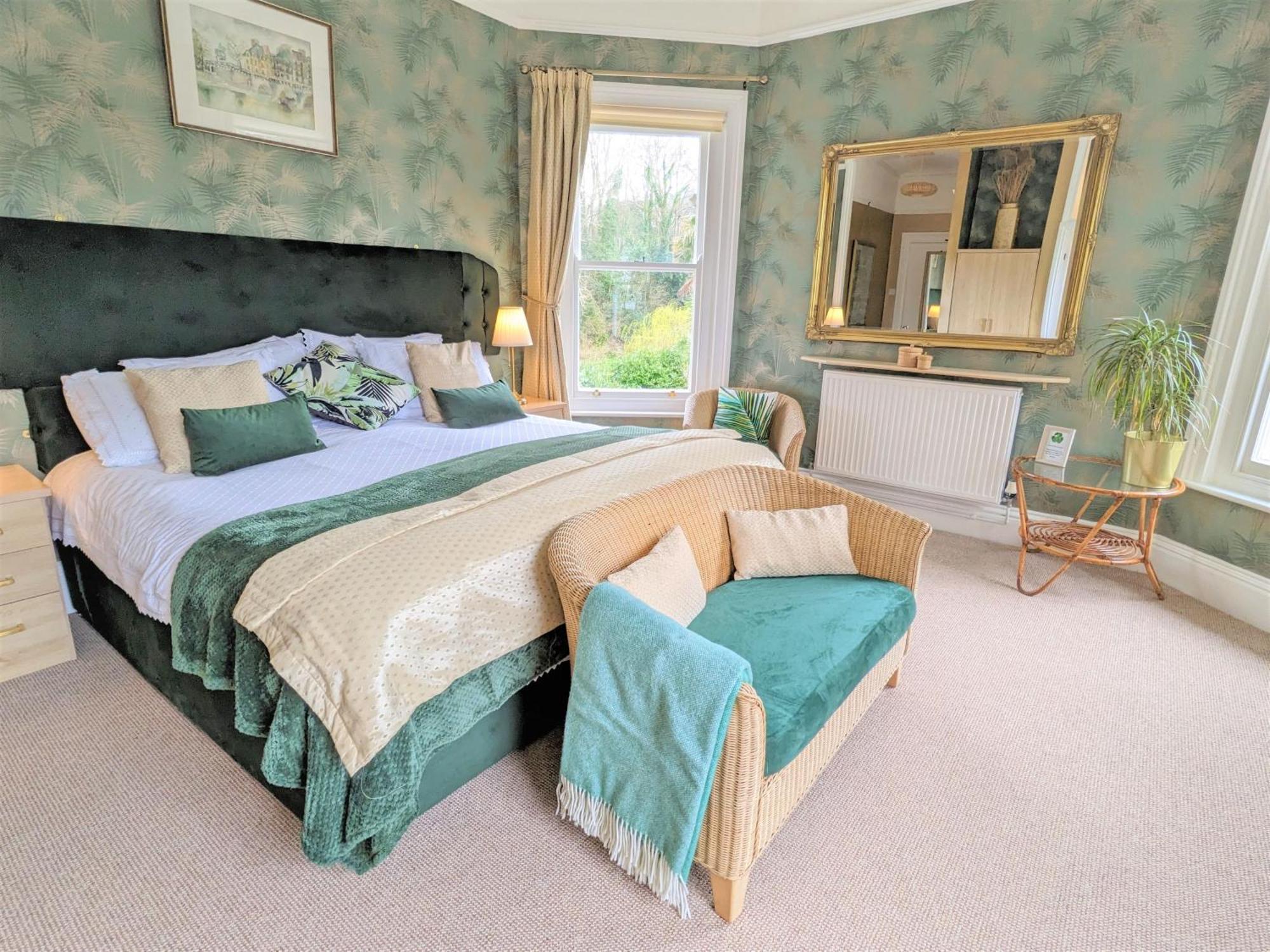 Foxhills Villa Shanklin Exteriör bild