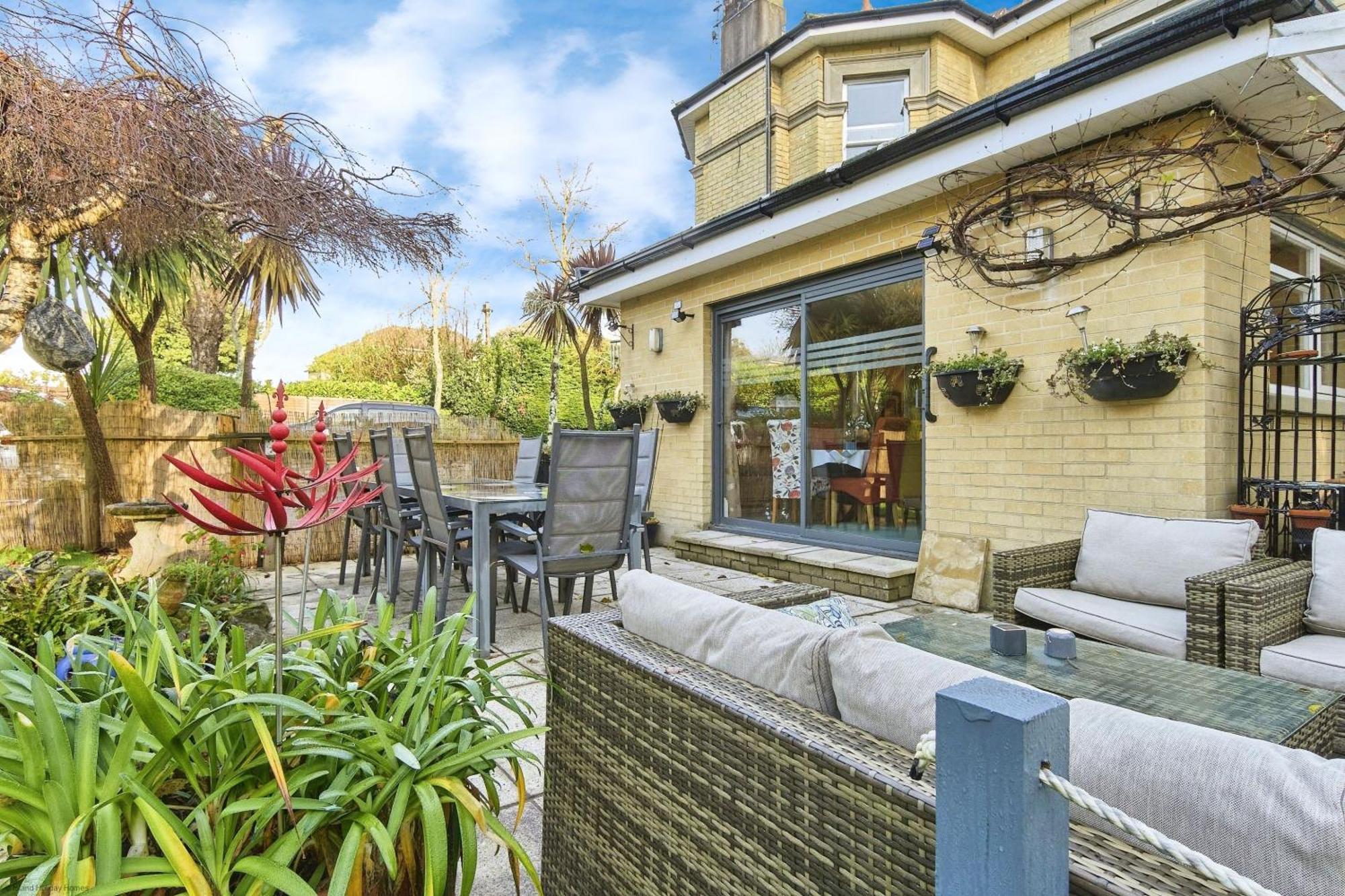 Foxhills Villa Shanklin Exteriör bild
